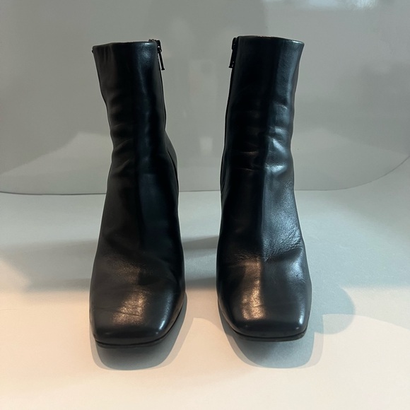 Black leather heeled boots, size 36.5 - Picture 3 of 10
